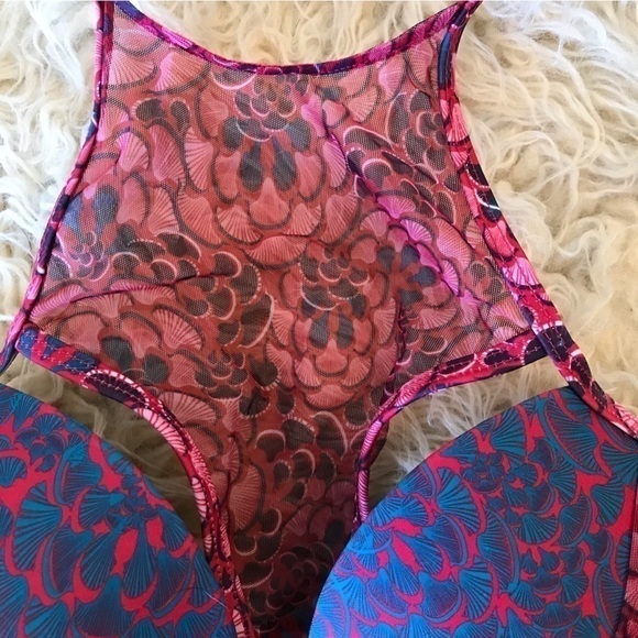 Andrea Iyamah Red and Blue Swim Top - Picture 2 of 10